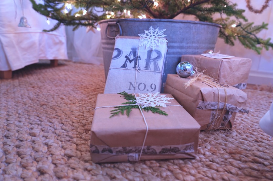 Jamison Cottage gift wrap