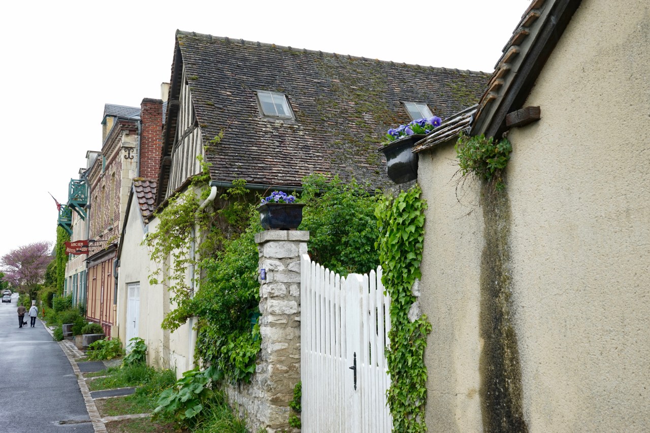 HeyGirlfriend.Net ~ Giverny, France