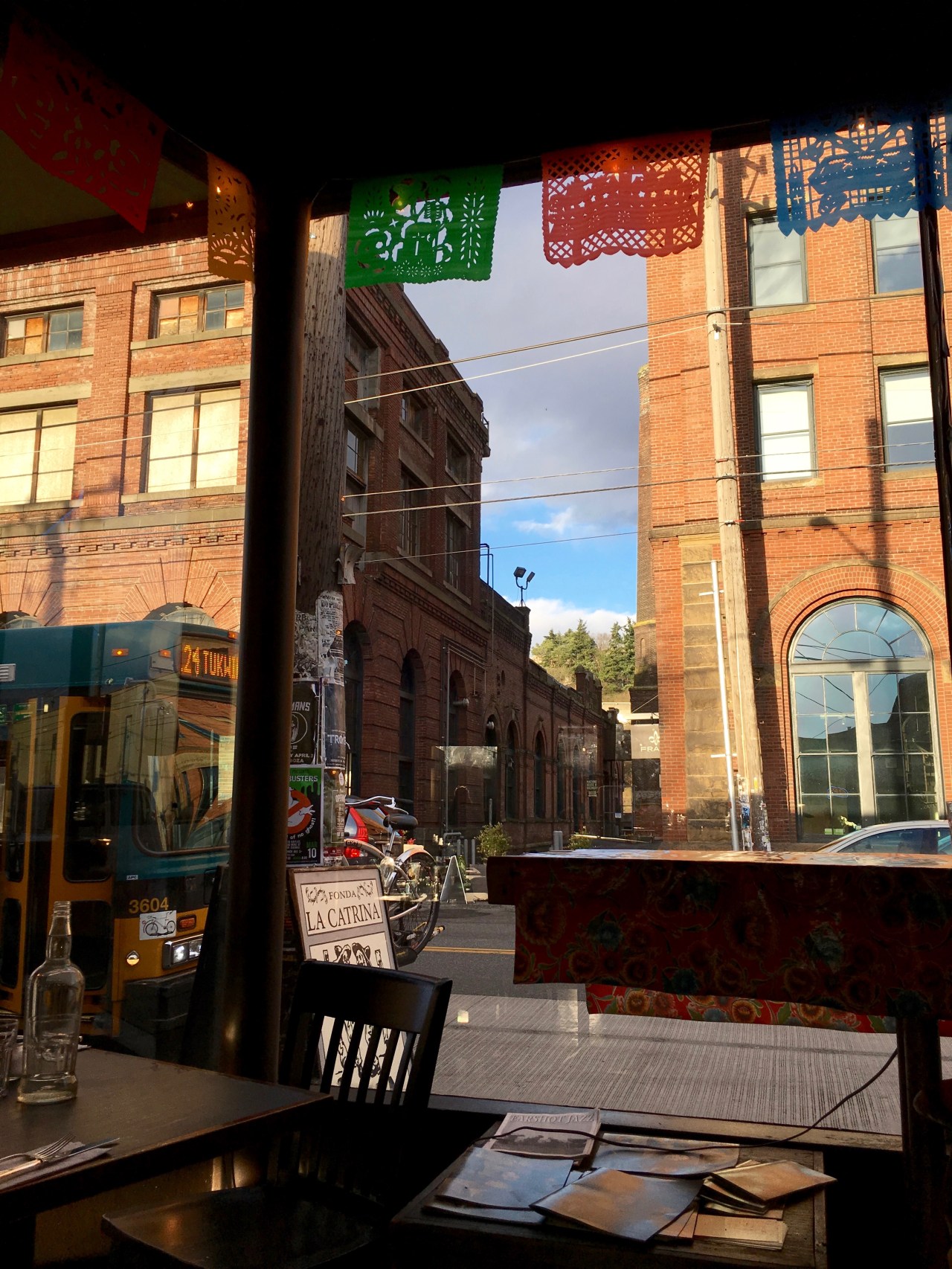 Fonda La Catrina ~ HeyGirlfriend.Net