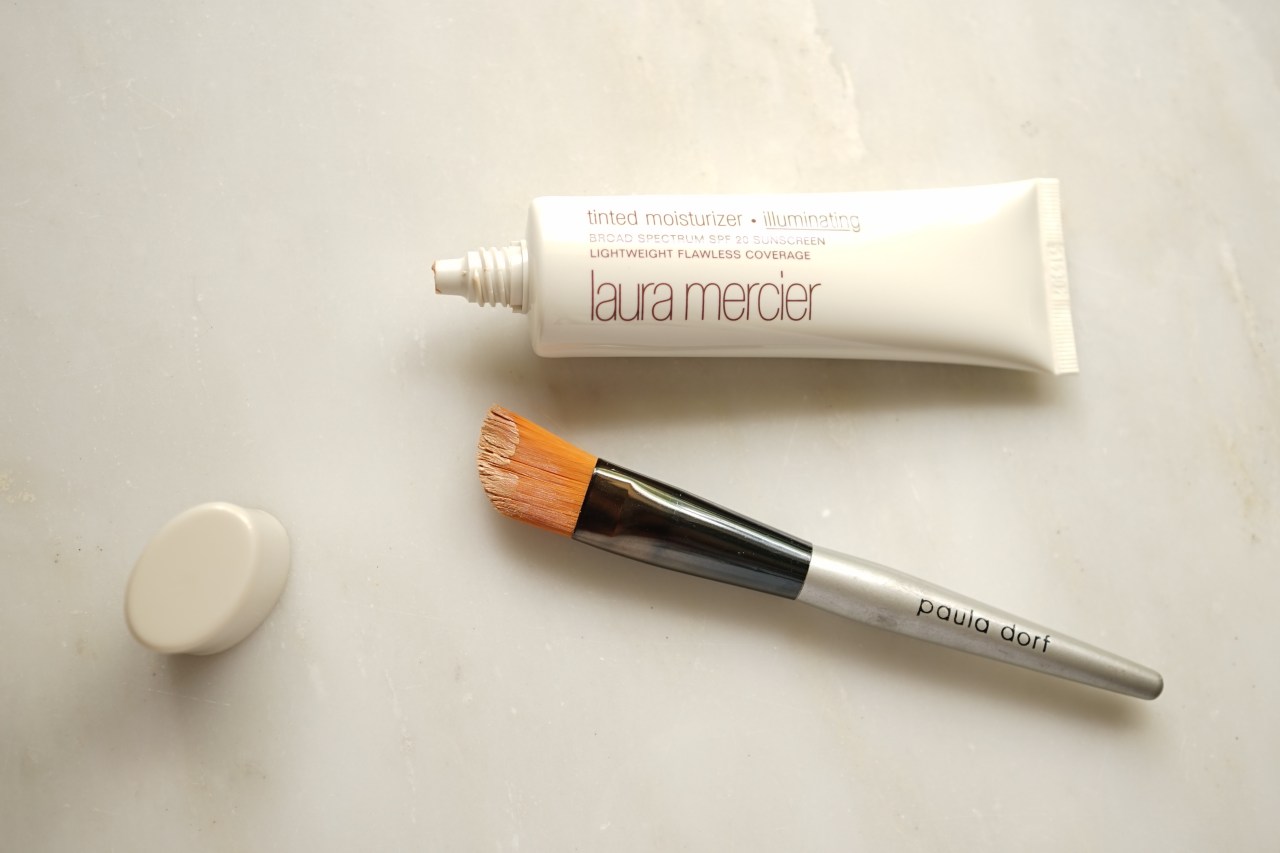 HeyGirlfriend.Net ~ 7 Essential Make-Up Brushes