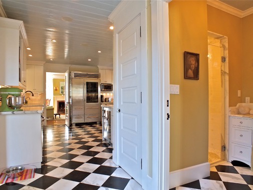 HeyGirlfriend.Net ~ Accessible Bathroom