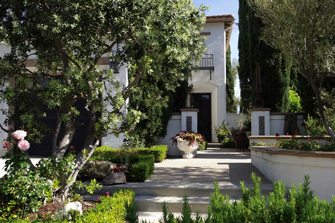 Southern California Mediterranean Garden